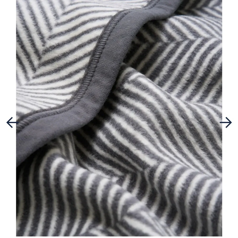 Chappywrap Bayside Herringbone Shawl - Ash